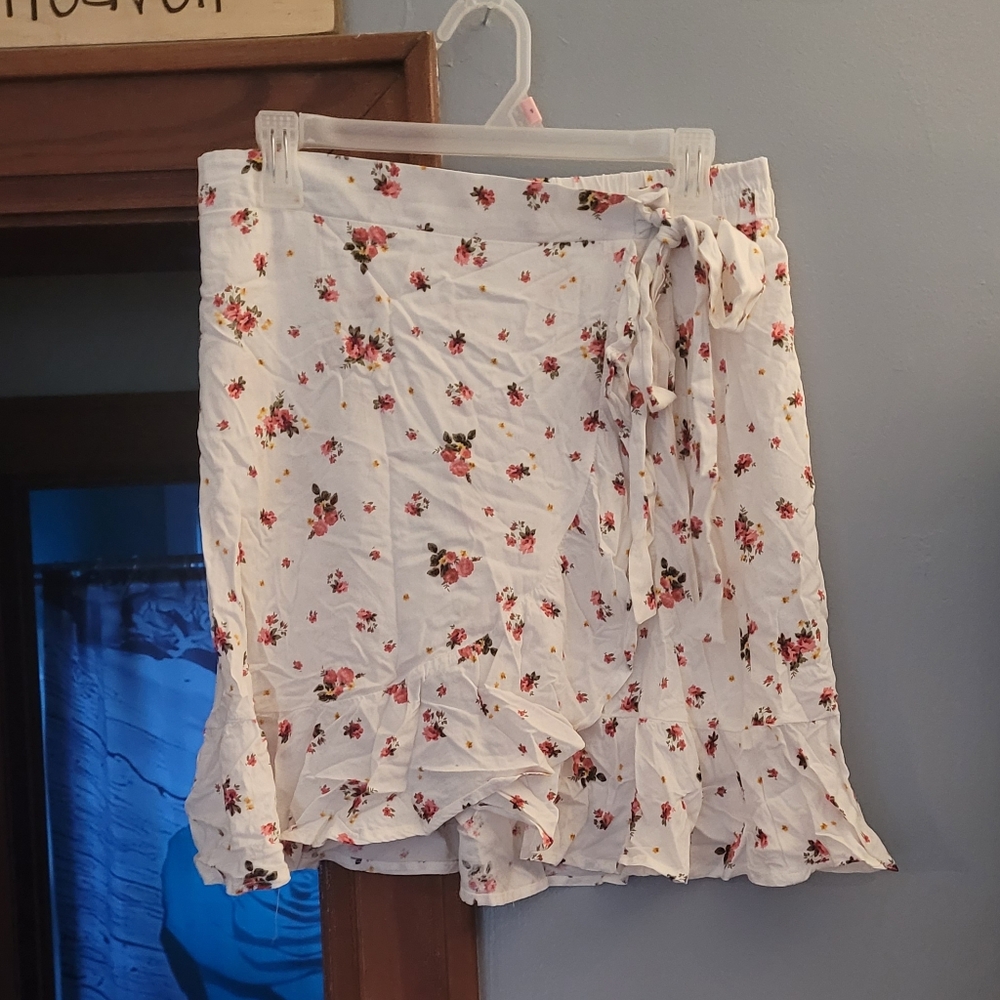 Forever 21 Floral White Wrap Skirt